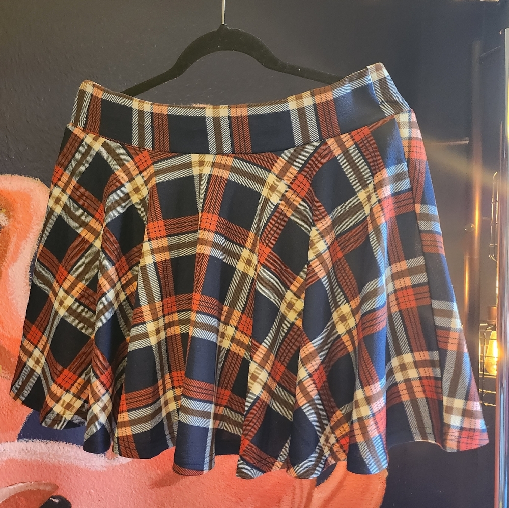 Blue and plaid skirt, XL
